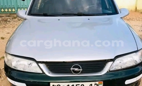 Ra Àlòkù Opel Astra Silver Ọkọ̀ in Accra ni Greater Accra