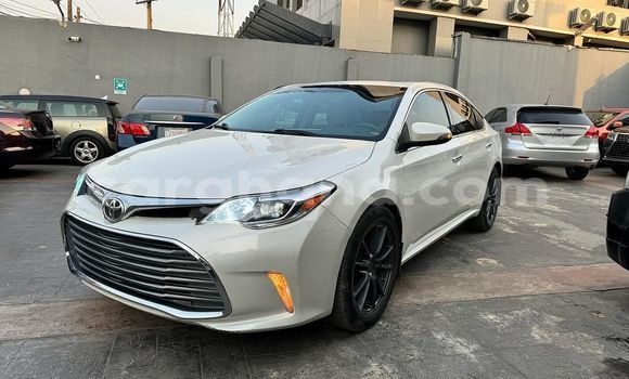 Buy Used Toyota Avalon White Car in Sekondi–Takoradi Metropolitan in Western Buy Used Toyota Avalon White Car in Sekondi–Takoradi Metropolitan in Western