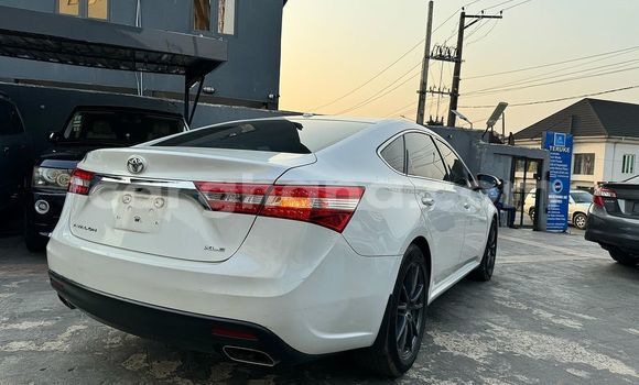 Buy Used Toyota Avalon White Car in Sekondi–Takoradi Metropolitan in Western Buy Used Toyota Avalon White Car in Sekondi–Takoradi Metropolitan in Western