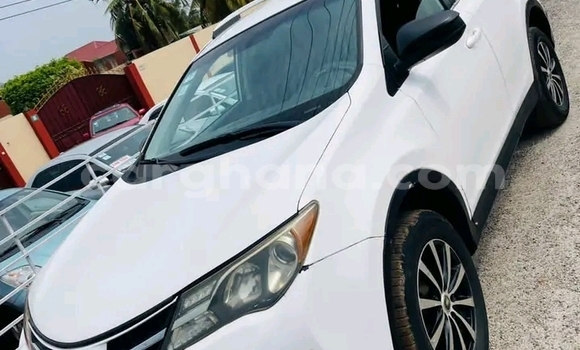 Ra Àlòkù Toyota 4Runner Red Ọkọ̀ in Accra ni Greater Accra Ra Àlòkù Toyota 4Runner Red Ọkọ̀ in Accra ni Greater Accra