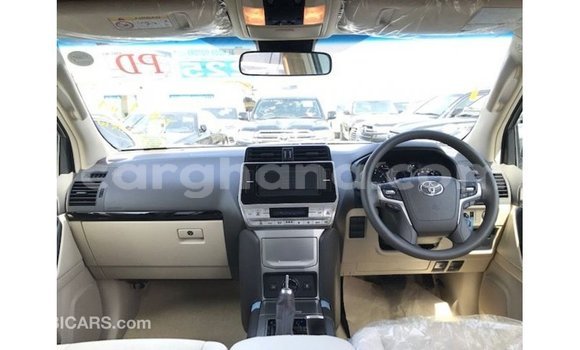 Buy Import Toyota Prado White Car in Import - Dubai in Ashanti Buy Import Toyota Prado White Car in Import - Dubai in Ashanti