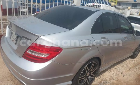 Ra Àlòkù Mercedes‒Benz C–Class Silver Ọkọ̀ in Accra ni Greater Accra Ra Àlòkù Mercedes‒Benz C–Class Silver Ọkọ̀ in Accra ni Greater Accra