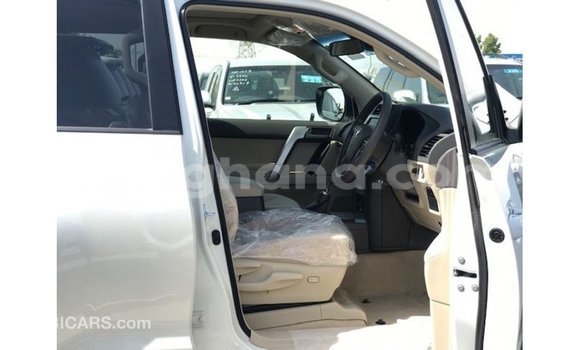 Buy Import Toyota Prado White Car in Import - Dubai in Ashanti Buy Import Toyota Prado White Car in Import - Dubai in Ashanti