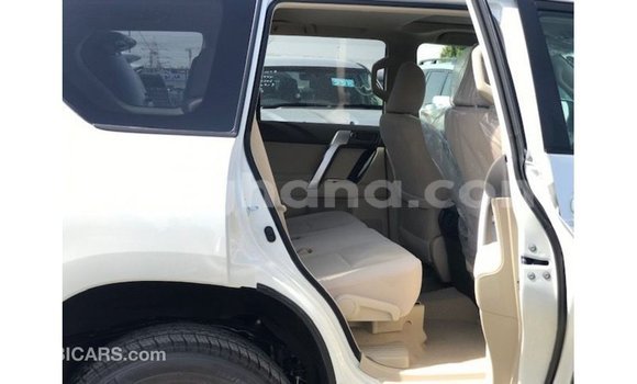 Buy Import Toyota Prado White Car in Import - Dubai in Ashanti Buy Import Toyota Prado White Car in Import - Dubai in Ashanti