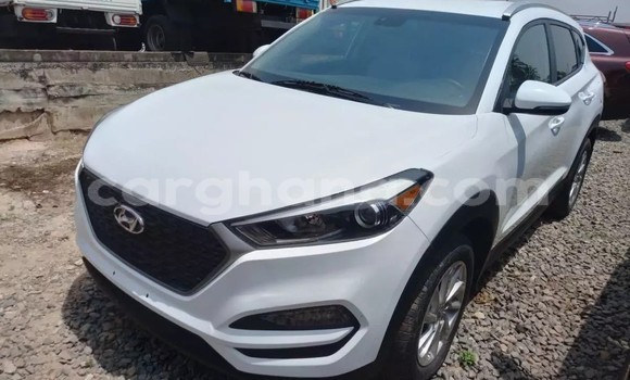 Buy Used Hyundai Tucson White Car in Accra in Greater Accra