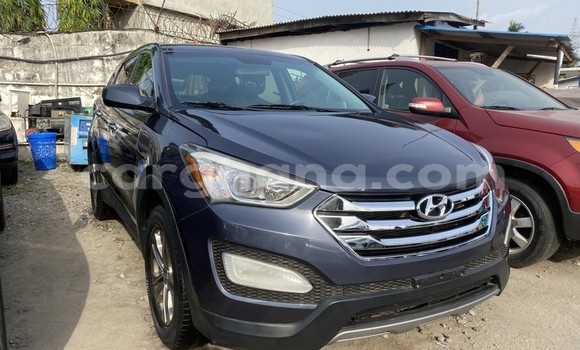 Buy Used Hyundai Santa Fe Beige Car in Sekondi–Takoradi Metropolitan in Western