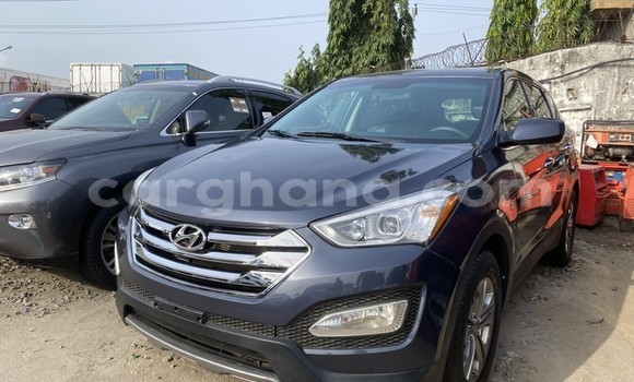 Buy Used Hyundai Santa Fe Beige Car in Sekondi–Takoradi Metropolitan in Western Buy Used Hyundai Santa Fe Beige Car in Sekondi–Takoradi Metropolitan in Western