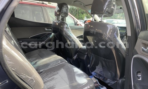 Buy Used Hyundai Santa Fe Beige Car in Sekondi–Takoradi Metropolitan in Western Buy Used Hyundai Santa Fe Beige Car in Sekondi–Takoradi Metropolitan in Western