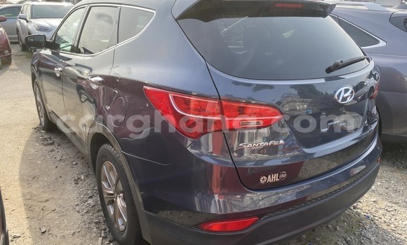 Buy Used Hyundai Santa Fe Beige Car in Sekondi–Takoradi Metropolitan in Western Buy Used Hyundai Santa Fe Beige Car in Sekondi–Takoradi Metropolitan in Western