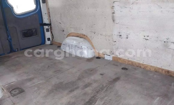 Buy Used Mercedes‒Benz Sprinter Blue Truck in Accra in Greater Accra Buy Used Mercedes‒Benz Sprinter Blue Truck in Accra in Greater Accra