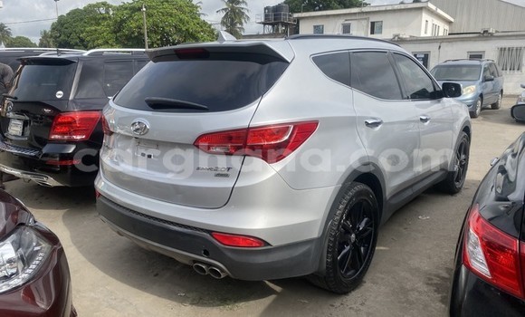 Ra Àlòkù Hyundai Santa Fe Silver Ọkọ̀ in Sekondi–Takoradi Metropolitan ni Oorun Ra Àlòkù Hyundai Santa Fe Silver Ọkọ̀ in Sekondi–Takoradi Metropolitan ni Oorun