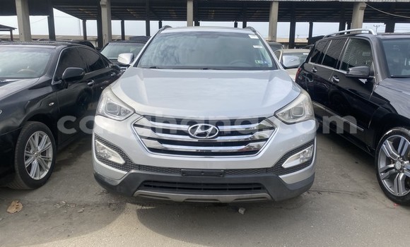 Ra Àlòkù Hyundai Santa Fe Silver Ọkọ̀ in Sekondi–Takoradi Metropolitan ni Oorun Ra Àlòkù Hyundai Santa Fe Silver Ọkọ̀ in Sekondi–Takoradi Metropolitan ni Oorun