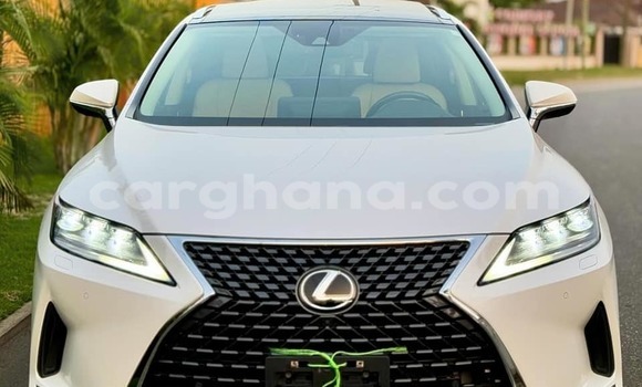 Ra Àlòkù Lexus ES funfun Ọkọ̀ in Accra ni Greater Accra Ra Àlòkù Lexus ES funfun Ọkọ̀ in Accra ni Greater Accra