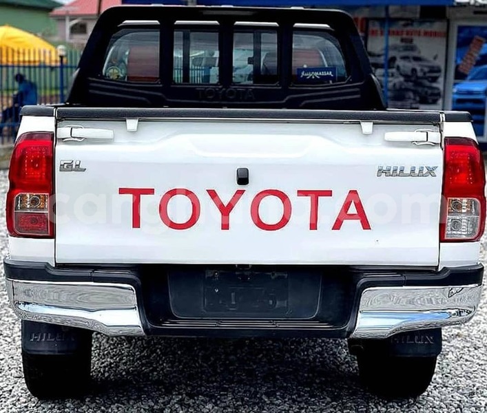 Big with watermark toyota hilux eastern aburi 58047