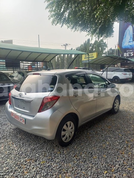 Big with watermark toyota vitz central abura 58052