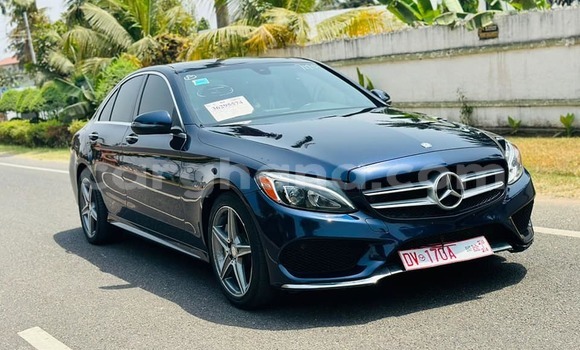 Buy Used Mercedes‒Benz C–Class Black Car in Accra in Greater Accra