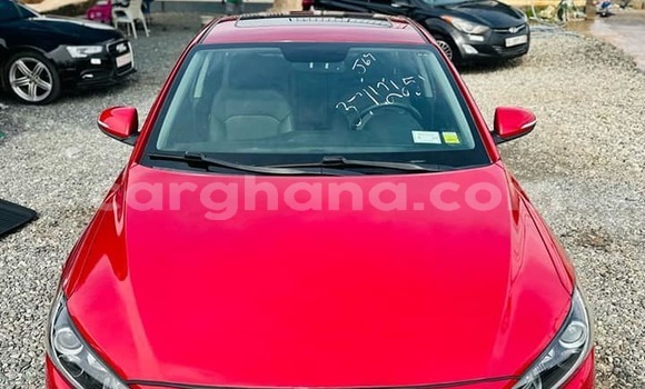 Sayi Na hannu Hyundai Elantra Red Mota in Abura a Tsakiya