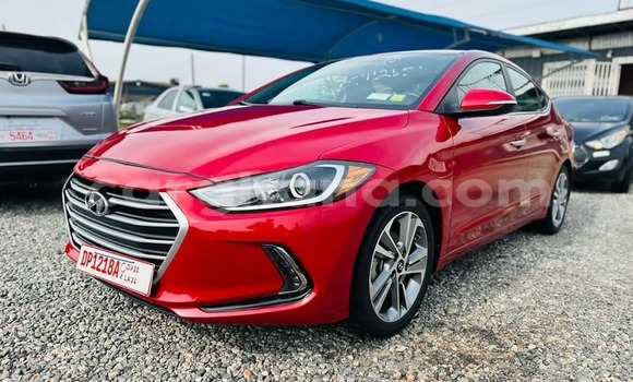 Sayi Na hannu Hyundai Elantra Red Mota in Abura a Tsakiya Sayi Na hannu Hyundai Elantra Red Mota in Abura a Tsakiya