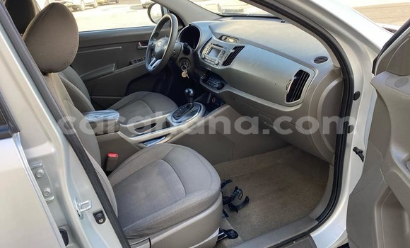 Ra Àlòkù Kia Sportage Miiran Ọkọ̀ in Aburi ni Oorun Ra Àlòkù Kia Sportage Miiran Ọkọ̀ in Aburi ni Oorun