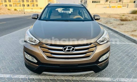Ra Àlòkù Hyundai Santa Fe Miiran Ọkọ̀ in Abura ni Aarin Ra Àlòkù Hyundai Santa Fe Miiran Ọkọ̀ in Abura ni Aarin