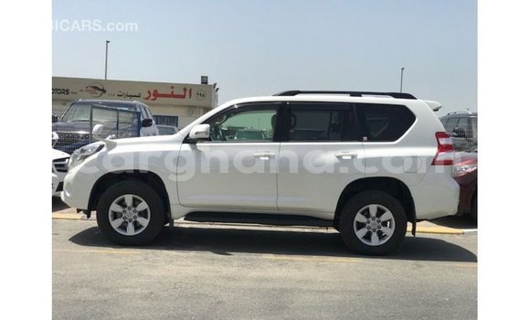 Buy Import Toyota Prado White Car in Import - Dubai in Ashanti Buy Import Toyota Prado White Car in Import - Dubai in Ashanti