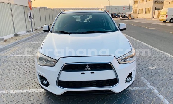 Sayi Na hannu Mitsubishi ASX White Mota in Accra a Greater Accra