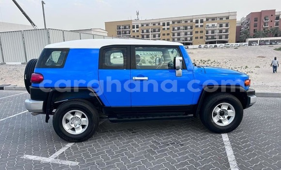 Ra Àlòkù Toyota FJ Cruiser Blue Ọkọ̀ in Accra ni Greater Accra Ra Àlòkù Toyota FJ Cruiser Blue Ọkọ̀ in Accra ni Greater Accra