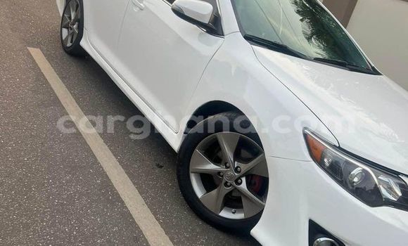 Buy Used Toyota Camry White Car in Accra in Greater Accra Buy Used Toyota Camry White Car in Accra in Greater Accra