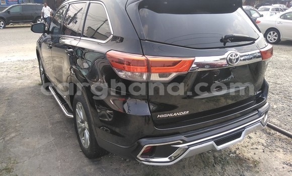 Buy Used Toyota Highlander Beige Car in Sekondi–Takoradi Metropolitan in Western