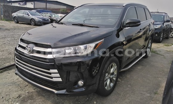 Ra Àlòkù Toyota Highlander Alagara Ọkọ̀ in Sekondi–Takoradi Metropolitan ni Oorun Ra Àlòkù Toyota Highlander Alagara Ọkọ̀ in Sekondi–Takoradi Metropolitan ni Oorun