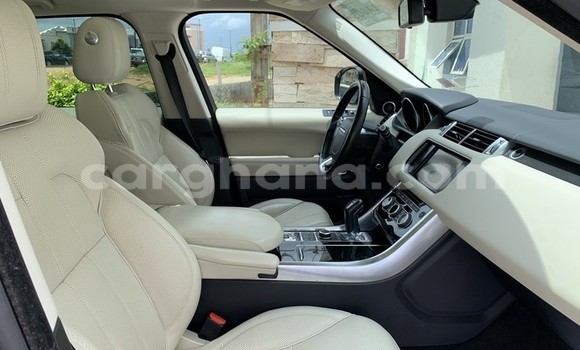 Buy Used Land Rover Range Rover Sport Beige Car in Sekondi–Takoradi Metropolitan in Western Buy Used Land Rover Range Rover Sport Beige Car in Sekondi–Takoradi Metropolitan in Western