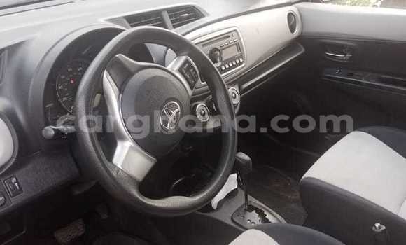 Sayi Na hannu Toyota Yaris Red Mota in Sekondi–Takoradi Metropolitan a Yamma Sayi Na hannu Toyota Yaris Red Mota in Sekondi–Takoradi Metropolitan a Yamma