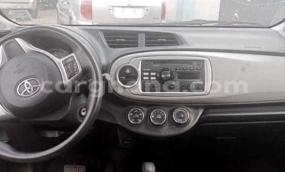 Sayi Na hannu Toyota Yaris Red Mota in Sekondi–Takoradi Metropolitan a Yamma Sayi Na hannu Toyota Yaris Red Mota in Sekondi–Takoradi Metropolitan a Yamma