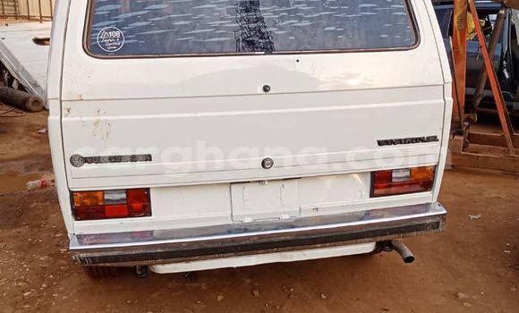 Ra Àlòkù Volkswagen Vento funfun Ọkọ̀ in Sekondi–Takoradi Metropolitan ni Oorun Ra Àlòkù Volkswagen Vento funfun Ọkọ̀ in Sekondi–Takoradi Metropolitan ni Oorun