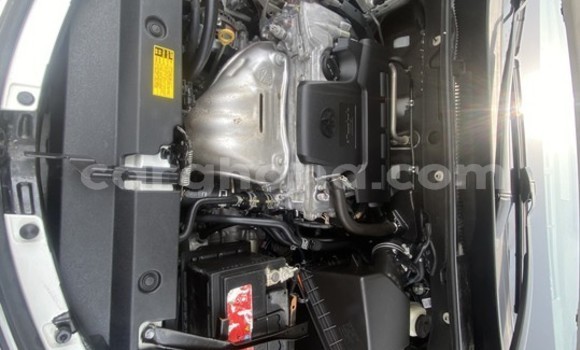 Ra Àlòkù Toyota RAV4 funfun Ọkọ̀ in Sekondi–Takoradi Metropolitan ni Oorun Ra Àlòkù Toyota RAV4 funfun Ọkọ̀ in Sekondi–Takoradi Metropolitan ni Oorun