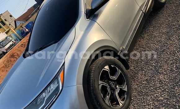 Ra Àlòkù Honda CR–V Miiran Ọkọ̀ in Abura ni Aarin Ra Àlòkù Honda CR–V Miiran Ọkọ̀ in Abura ni Aarin