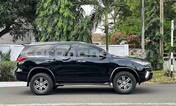Sayi Na hannu Toyota Fortuner Black Mota in Accra a Greater Accra Sayi Na hannu Toyota Fortuner Black Mota in Accra a Greater Accra