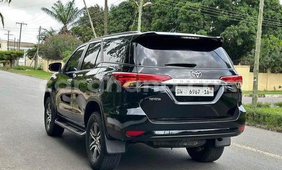 Sayi Na hannu Toyota Fortuner Black Mota in Accra a Greater Accra Sayi Na hannu Toyota Fortuner Black Mota in Accra a Greater Accra