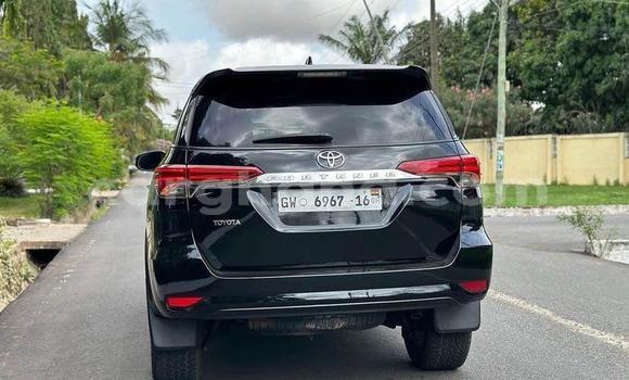 Sayi Na hannu Toyota Fortuner Black Mota in Accra a Greater Accra Sayi Na hannu Toyota Fortuner Black Mota in Accra a Greater Accra