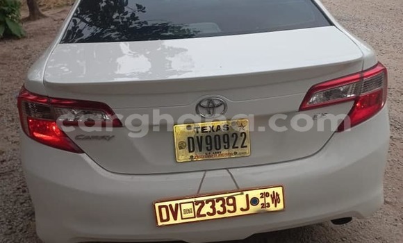 Buy Used Toyota Camry White Car in Accra in Greater Accra Buy Used Toyota Camry White Car in Accra in Greater Accra
