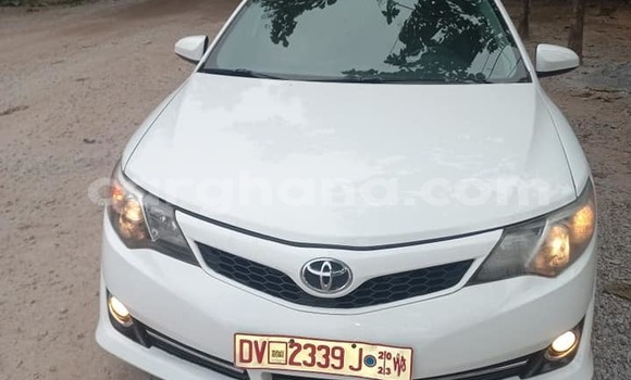 Buy Used Toyota Camry White Car in Accra in Greater Accra Buy Used Toyota Camry White Car in Accra in Greater Accra