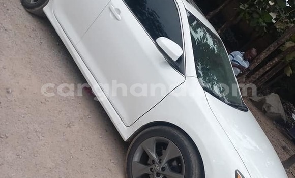Buy Used Toyota Camry White Car in Accra in Greater Accra Buy Used Toyota Camry White Car in Accra in Greater Accra