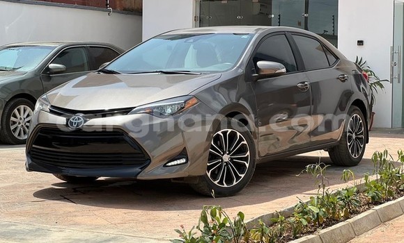 Buy Used Toyota Corolla Beige Car in Sekondi–Takoradi Metropolitan in Western