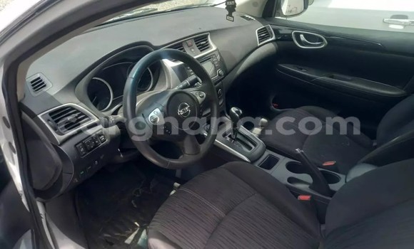 Ra Àlòkù Nissan Sentra funfun Ọkọ̀ in Tema ni Greater Accra Ra Àlòkù Nissan Sentra funfun Ọkọ̀ in Tema ni Greater Accra