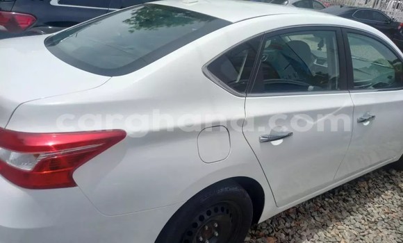 Ra Àlòkù Nissan Sentra funfun Ọkọ̀ in Tema ni Greater Accra Ra Àlòkù Nissan Sentra funfun Ọkọ̀ in Tema ni Greater Accra
