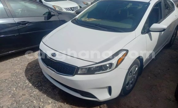 Sayi Na hannu Kia Forte White Mota in Tema a Greater Accra Sayi Na hannu Kia Forte White Mota in Tema a Greater Accra