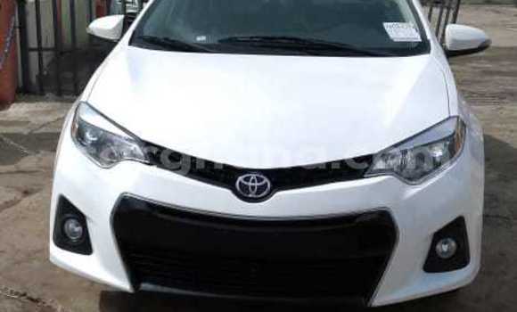 Buy Used Toyota Corolla White Car in Sekondi in Western Buy Used Toyota Corolla White Car in Sekondi in Western