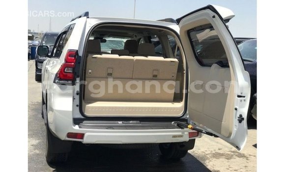 Buy Import Toyota Prado White Car in Import - Dubai in Ashanti Buy Import Toyota Prado White Car in Import - Dubai in Ashanti