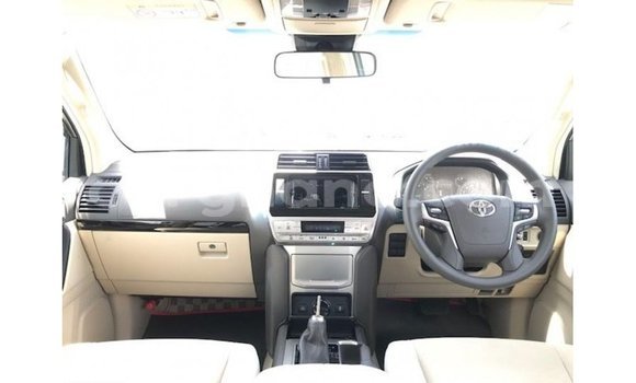Buy Import Toyota Prado White Car in Import - Dubai in Ashanti Buy Import Toyota Prado White Car in Import - Dubai in Ashanti