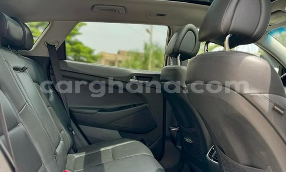 Ra Àlòkù Hyundai Tucson Miiran Ọkọ̀ in Aboso ni Oorun Ra Àlòkù Hyundai Tucson Miiran Ọkọ̀ in Aboso ni Oorun